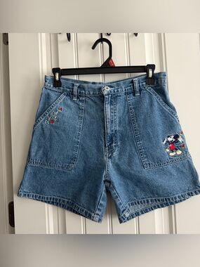 Vintage Demin Mickey Unlimited Embroidered Shorts